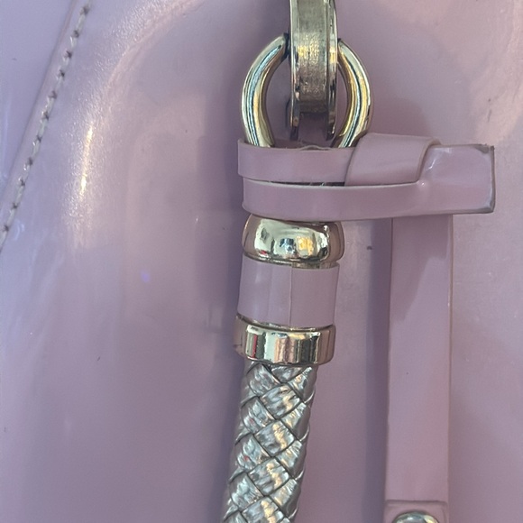 Pink and gold purse - Picture 4 of 12